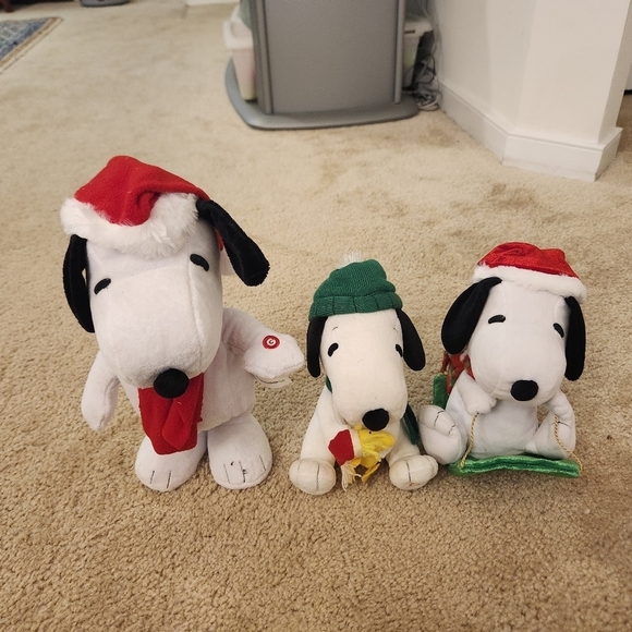 Other - Set Of 3 Peanuts Snoopy Animated Christmas Holiday Plush. WORKS